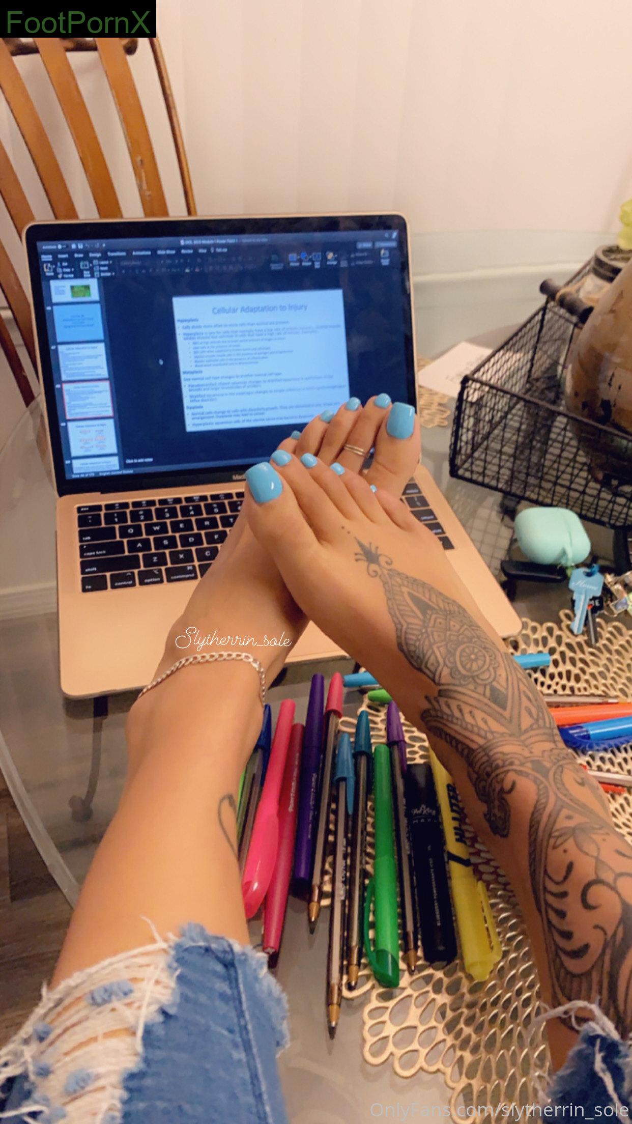 slytherrin_sole feet